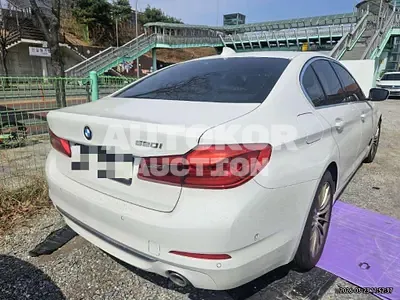 2020, BMW / 520, 90000 км., gas