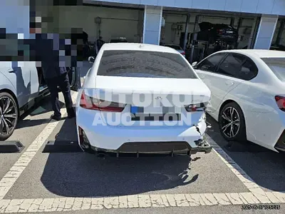 2022, BMW / 320, 28671 км., gas