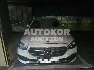 2022, Mercedes-Benz / E 350, gas