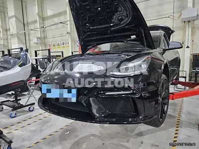 2021, Tesla / Model 3, 64844 км., electric