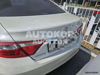 2015, Toyota / Camry, 86641 км., gas