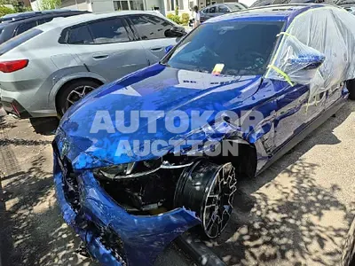 2025, BMW / i4, 27000 км., electric, 210 куб.см.