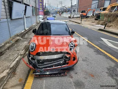 2019, MINI / Cooper, VIN: WMWXP5105K2H39667, 51918 км., gas