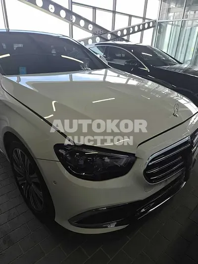 2021, Mercedes-Benz / e300, VIN: W1KZF5KB5MA914977, 110235 км., hybrid, 2999 куб.см.