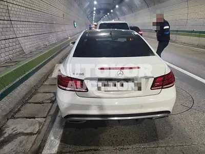 2016, Mercedes-Benz / e200, 108579 км., gas