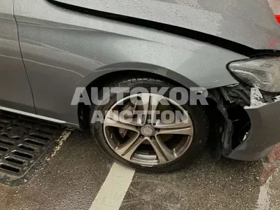2017, Mercedes-Benz / E 300, VIN: WDDZF4JB4HA038842, 84515 км., gas
