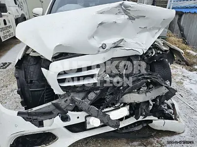 2017, Mercedes-Benz / C 200, VIN: WDDWF4CB8HF563230, gas