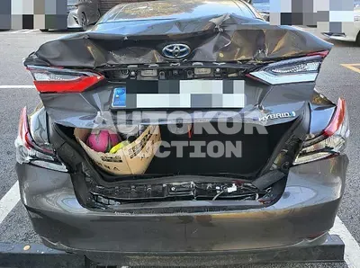 2024, Toyota / Camry, 31751 км., hybrid, 2487 куб.см.