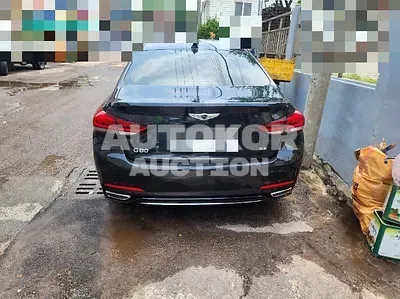 2018, Genesis / G80, 91773 км., gas, 3300 куб.см.
