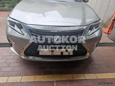 2018, Lexus / ES 300, 118318 км., hybrid