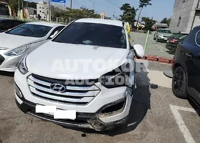 2015, Hyundai / Santa FE, VIN: KMHSW81UBFU352108, diesel