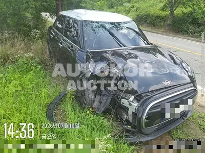 2024, MINI / Cooper, 13290 км., gas