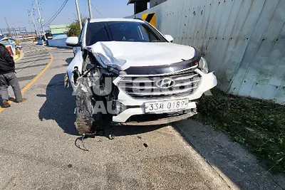2016, Hyundai / Santa FE, VIN: KMHSW81UBGU664905, 120539 км., diesel