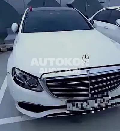 2019, Mercedes-Benz / E 300, VIN: WDDZF4KB3KA602969, 19583 км., gas