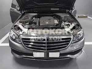 2019, Mercedes-Benz / E 300, VIN: WDDZF5DB9KA665903, 55000 км., hybrid