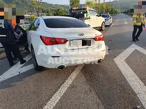 2016, Infiniti / Q50, VIN: JNKAV71E8GM580205, 95000 км., hybrid, 3498 куб.см.