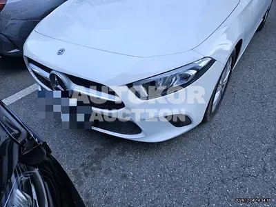 2020, Mercedes-Benz / A 220, 47547 км., gas