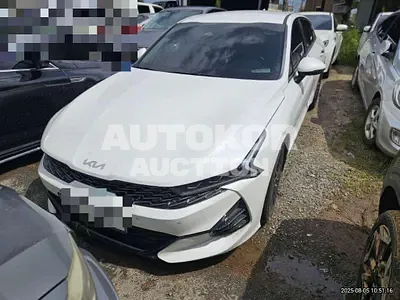2021, BMW / B5, 92164 км., gas, 1600 куб.см.