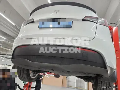 2024, Tesla / Model Y, 21173 км., electric