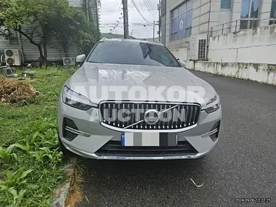 2023, Volvo / XC60, 20000 км., gas