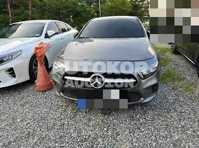 2021, Mercedes-Benz / A 220, 30589 км., gas, 1991 куб.см.