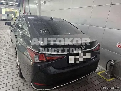 2023, Lexus / es300h, 30000 км., hybrid