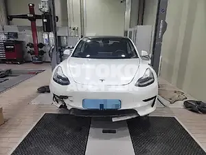 2020, Tesla / Model 3, VIN: 5YJ3E1EB8LF774291, 230353 км., electric, 225 куб.см.
