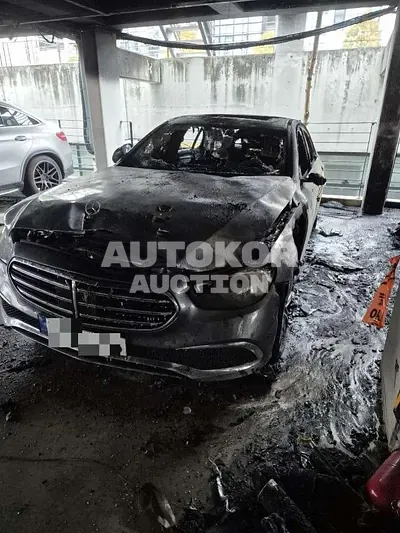 2023, Mercedes-Benz / e350, 20620 км., hybrid