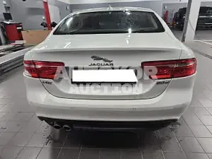 2016, Jaguar / XE, VIN: SAJAB4BN7GA922723, diesel