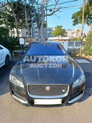2016, Jaguar / XF, VIN: SAJBB4BN4HCY31421, diesel