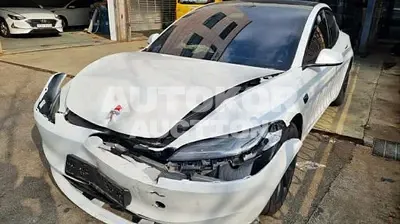 2024, Tesla / Model 3, VIN: LRW3E7EK1RC295992, electric
