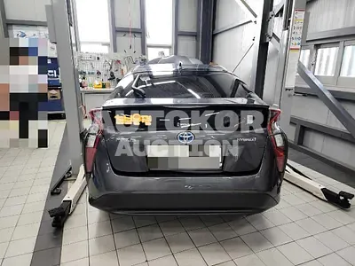 2018, Toyota / Prius, 48694 км., hybrid, 1798 куб.см.