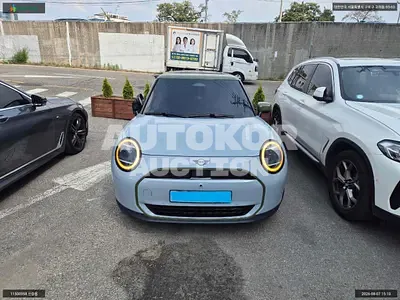 2026, MINI / Cooper, VIN: WMW21GC04TTB51310, 2579 км., electric, 1 куб.см.