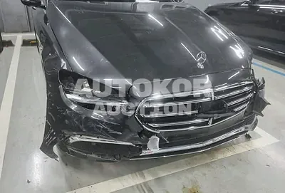 2021, Mercedes-Benz / E 300, VIN: W1KZF5EB5MA891700, 7138 км., hybrid