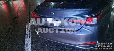 2023, Lexus / ES 300, hybrid