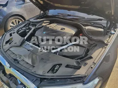 2022, BMW / 520, VIN: WBA11BH05NWX83965, 30992 км., gas