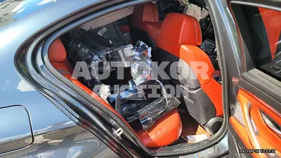 2015, BMW / M5, VIN: WBSFV9107FD095116, 89495 км., gas