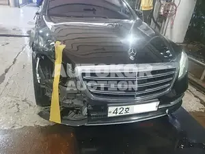 2019, Mercedes-Benz / S 450, VIN: WDDUG6EB6KA493258, gas