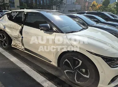 2022, Kia / ev6, VIN: KNAC581AFNA003462, 123153 км., electric