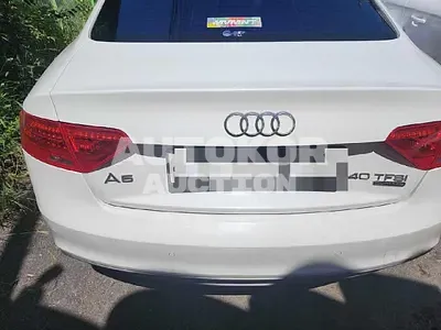 2016, Audi / A5, 79832 км., gas, 1984 куб.см.