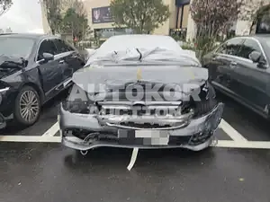 2018, Mercedes-Benz / E 200, 75000 км., gas