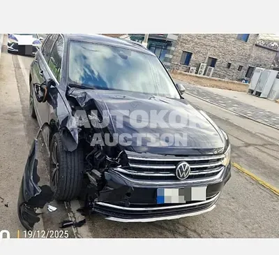 2021, Volkswagen / Tiguan, 50000 км., gas, 2000 куб.см.