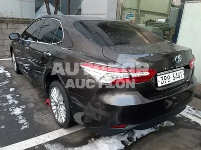 2018, Toyota / Camry, VIN: JTNB21HKXJ3000663, 28416 км., hybrid