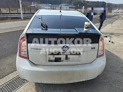 2015, Toyota / Prius, 260387 км., hybrid, 1798 куб.см.