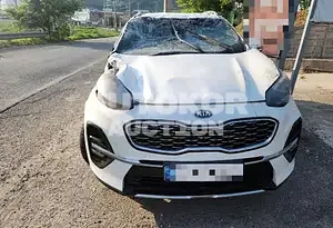 2021, Kia / Sportage, VIN: KNAP681ABNK976204, gas, 1999 куб.см.