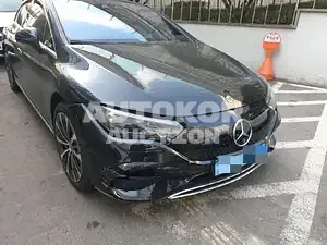 2022, Mercedes-Benz / E 350, VIN: W1KEG2BB0PF009936, 3000 км., electric, 271 куб.см.
