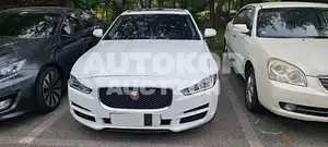 2015, Jaguar / XE, VIN: SAJAB4BN8GA919555, 102071 км., diesel