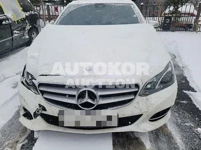 2016, Mercedes-Benz / E 220, 256410 км., diesel