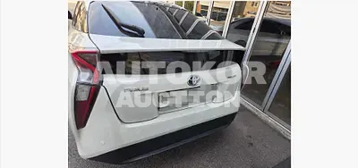 2018, Toyota / Prius, 147481 км., hybrid, 1798 куб.см. 2018, Toyota / Prius, 147481 км., hybrid, 1798 куб.см.