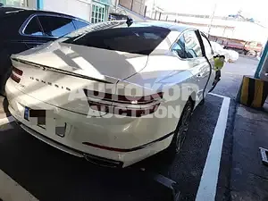 2022, Genesis / G80, 4000 км., gas, 2497 куб.см.